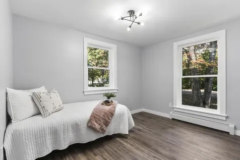 27 Ivanhoe Drive Topsham ME 04086