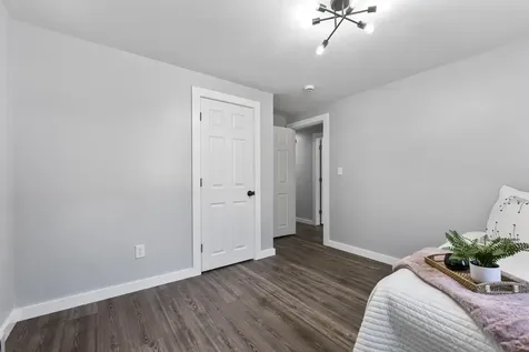 27 Ivanhoe Drive Topsham ME 04086
