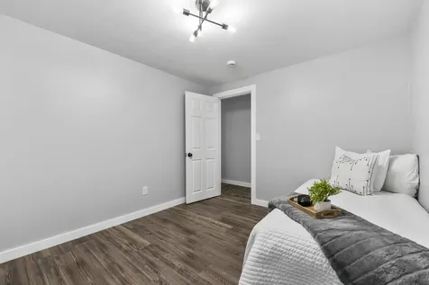 27 Ivanhoe Drive Topsham ME 04086