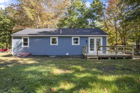 27 Ivanhoe Drive Topsham ME 04086