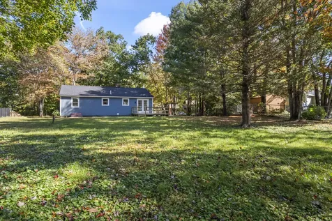 27 Ivanhoe Drive Topsham ME 04086