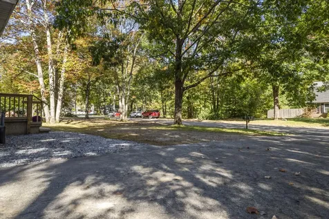 27 Ivanhoe Drive Topsham ME 04086