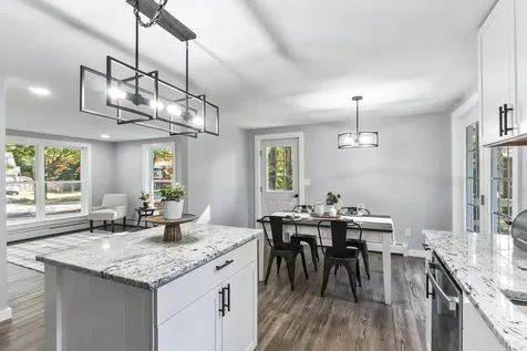 27 Ivanhoe Drive Topsham ME 04086
