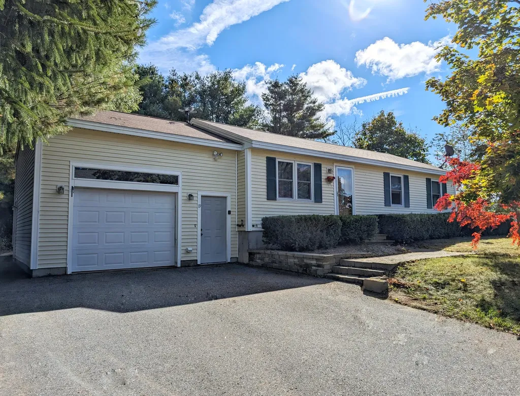19 Ryan Road Saco ME 04072