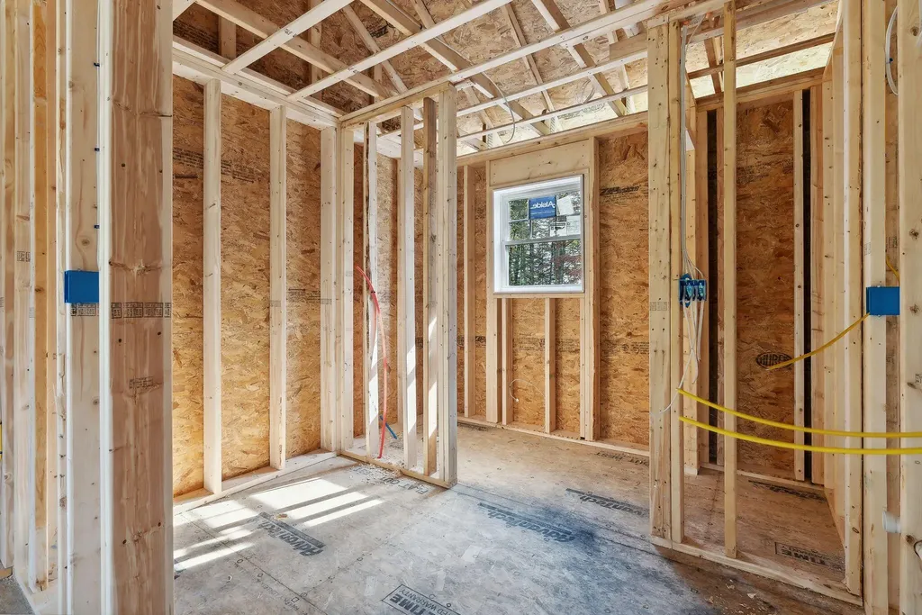 68 Legros Lane Arundel ME 04046