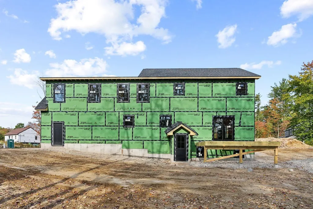 68 Legros Lane Arundel ME 04046