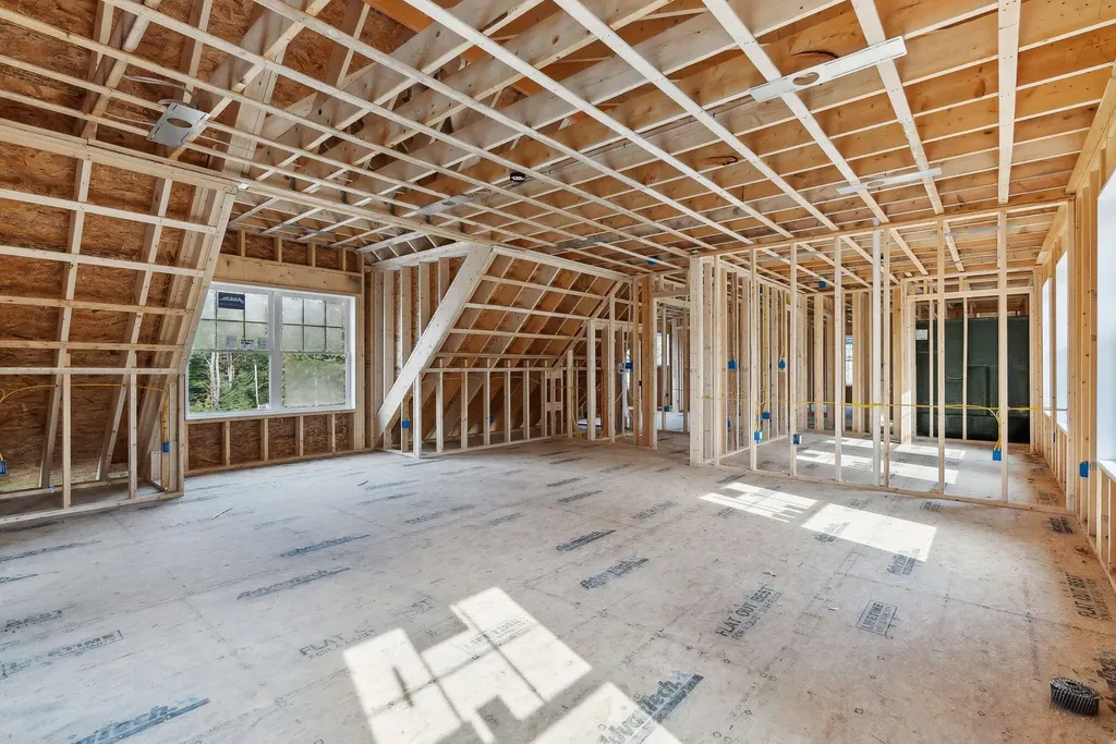 68 Legros Lane Arundel ME 04046