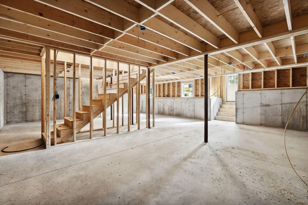 68 Legros Lane Arundel ME 04046