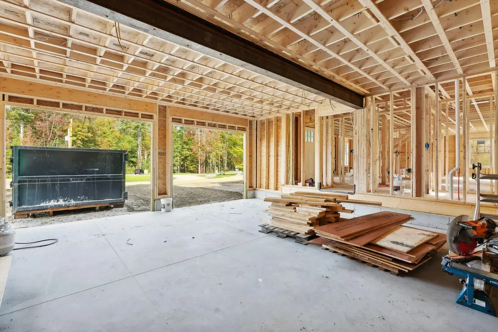 68 Legros Lane Arundel ME 04046