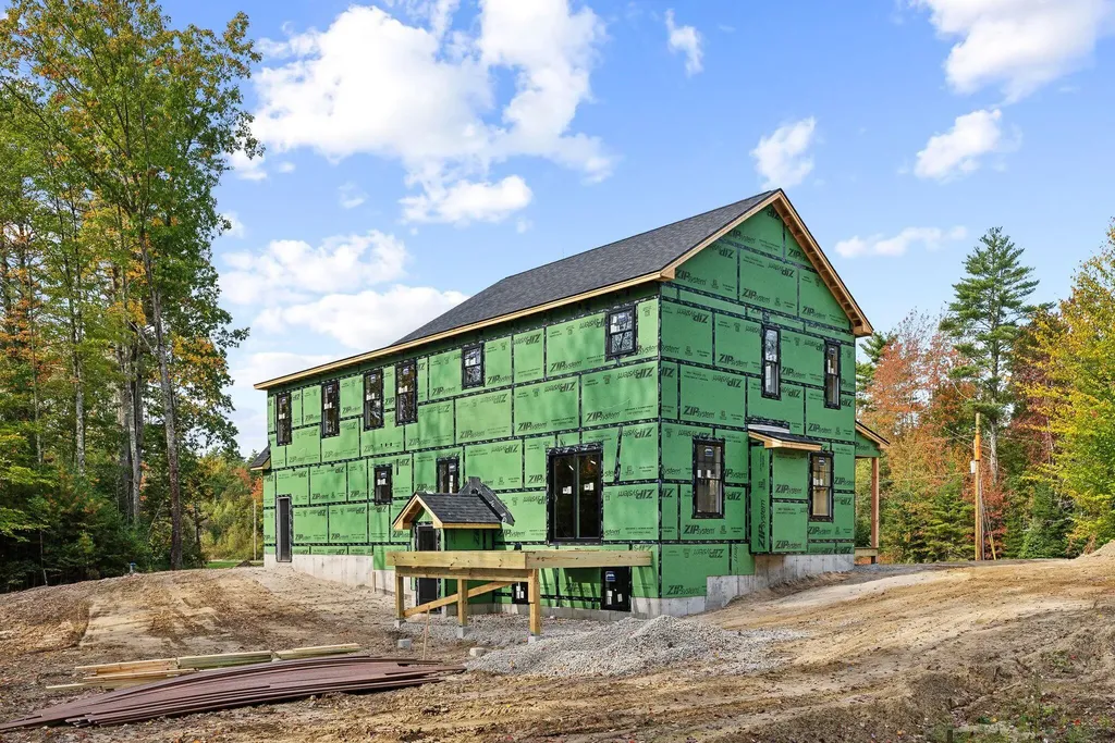 68 Legros Lane Arundel ME 04046