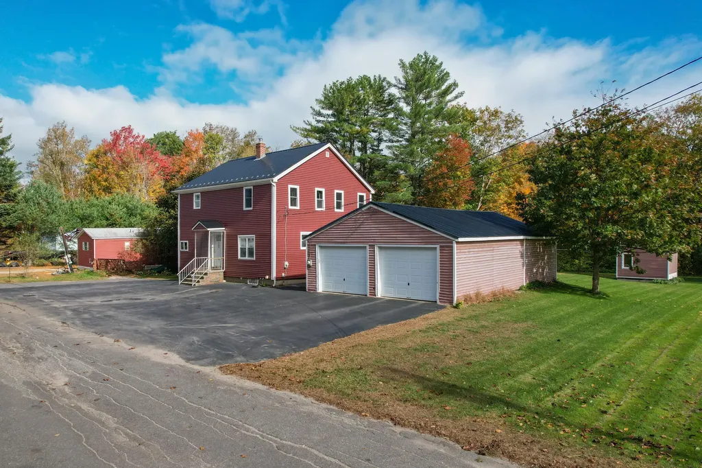 133 Howe Street Auburn ME 04210
