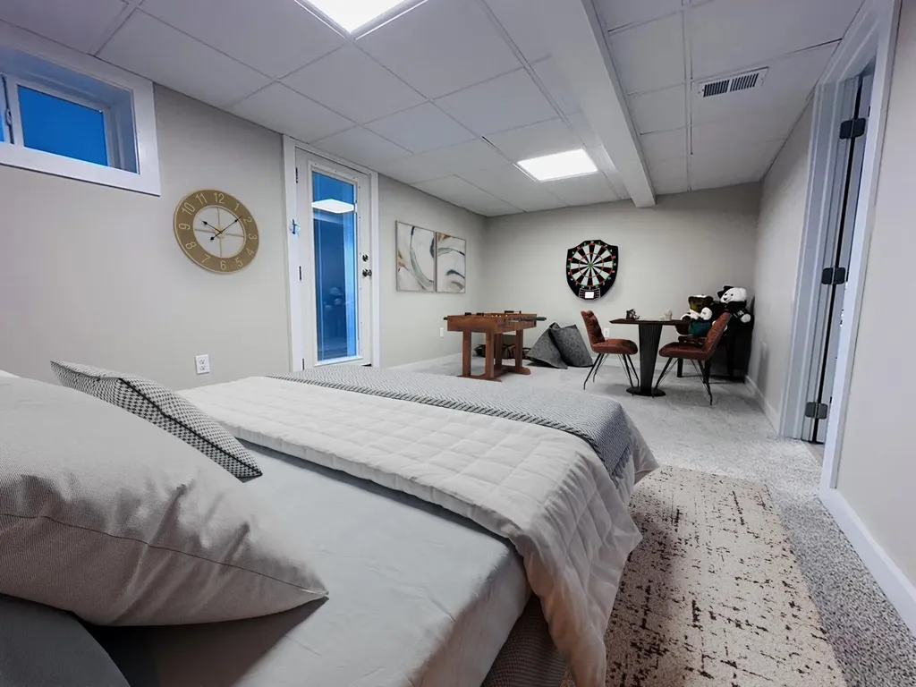 125 Fowlers Landing Road Hampden ME 04444