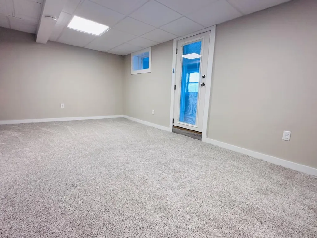 125 Fowlers Landing Road Hampden ME 04444
