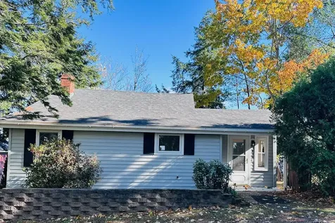 125 Fowlers Landing Road Hampden ME 04444