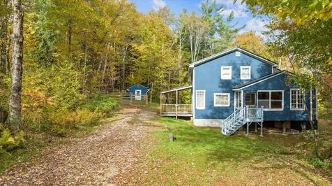 401 Auburn Road Peru ME 04290