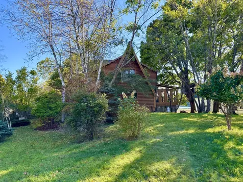 64 E Main Street Vinalhaven ME 04863