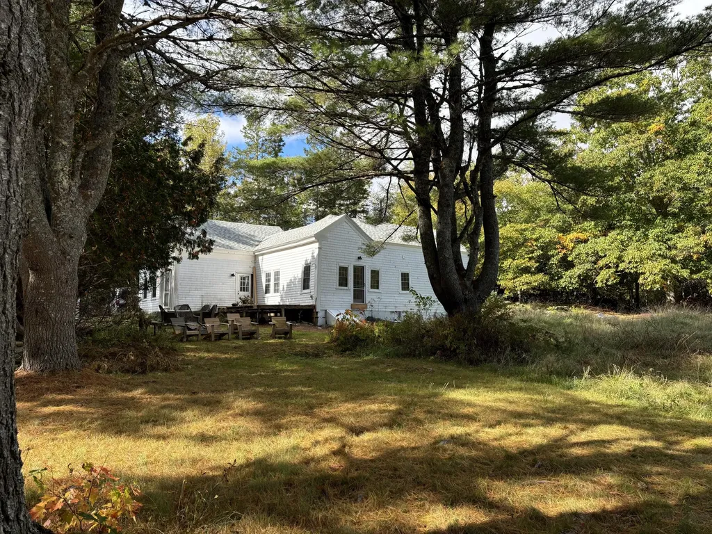 13 Whale Rock Lane Hancock ME 04640