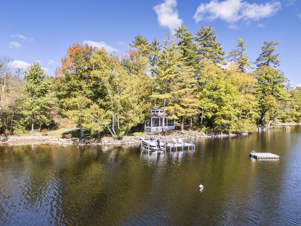 21 Drummond Lane Belgrade ME 04917