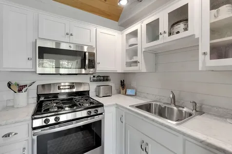 21 Drummond Lane Belgrade ME 04917