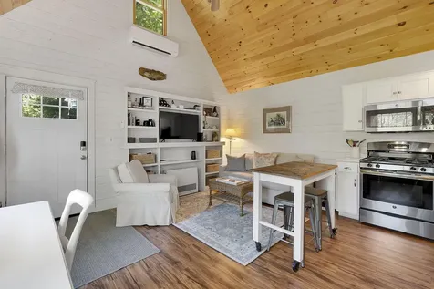 21 Drummond Lane Belgrade ME 04917