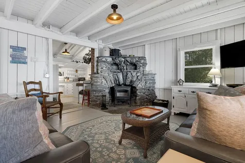 21 Drummond Lane Belgrade ME 04917