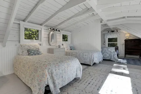 21 Drummond Lane Belgrade ME 04917