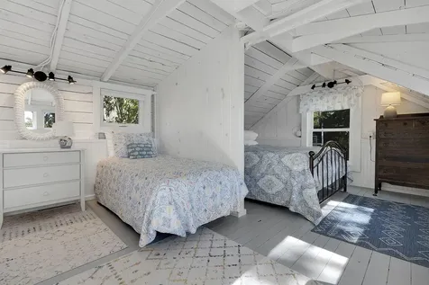 21 Drummond Lane Belgrade ME 04917