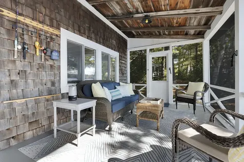 21 Drummond Lane Belgrade ME 04917