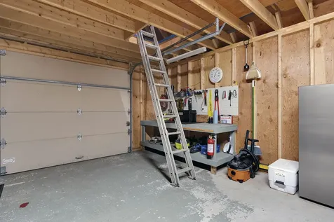 21 Drummond Lane Belgrade ME 04917