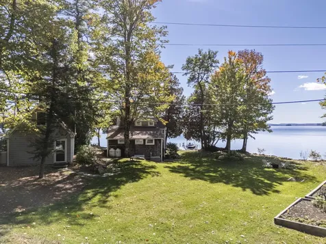21 Drummond Lane Belgrade ME 04917