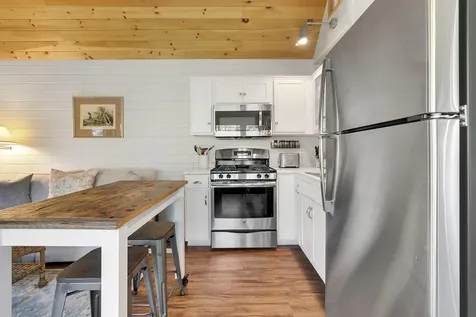 21 Drummond Lane Belgrade ME 04917
