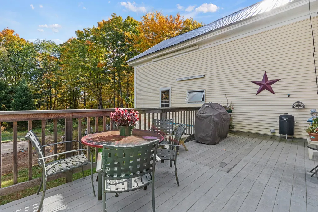220 S High Street Bridgton ME 04009