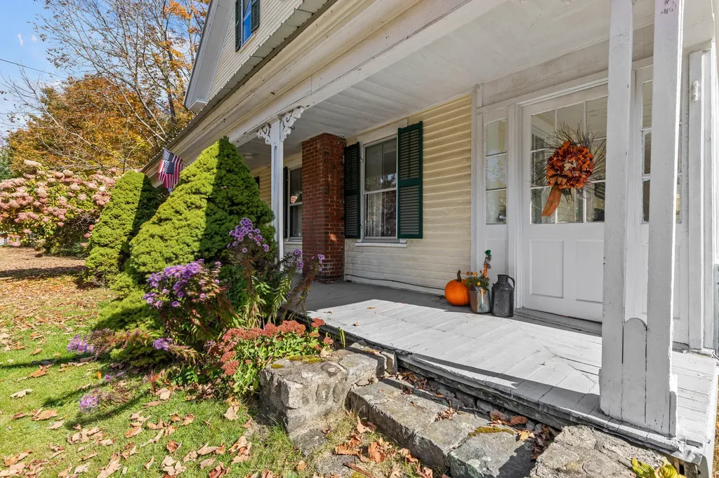 220 S High Street Bridgton ME 04009