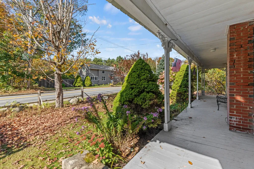 220 S High Street Bridgton ME 04009
