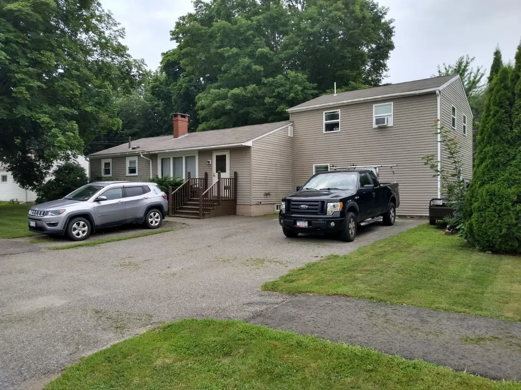 25 Parkway N Brewer ME 04412