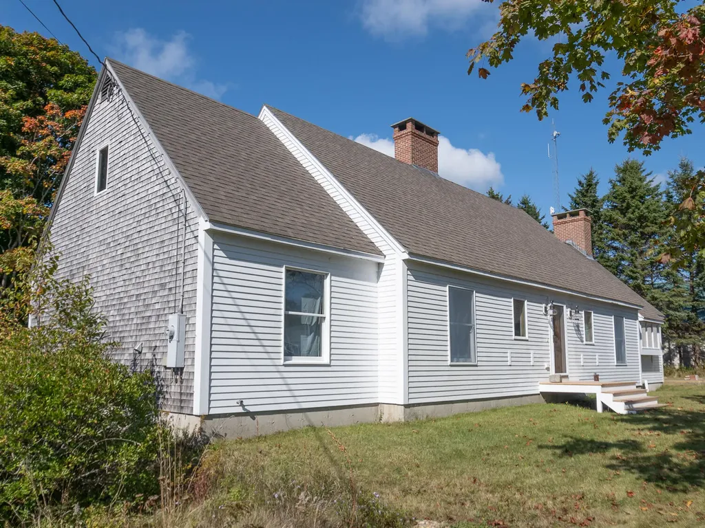 12 Maple Avenue Cranberry Isles ME 04646