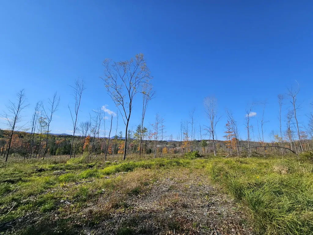 R11-033-3 Bailey Hill Road Farmington ME 04938