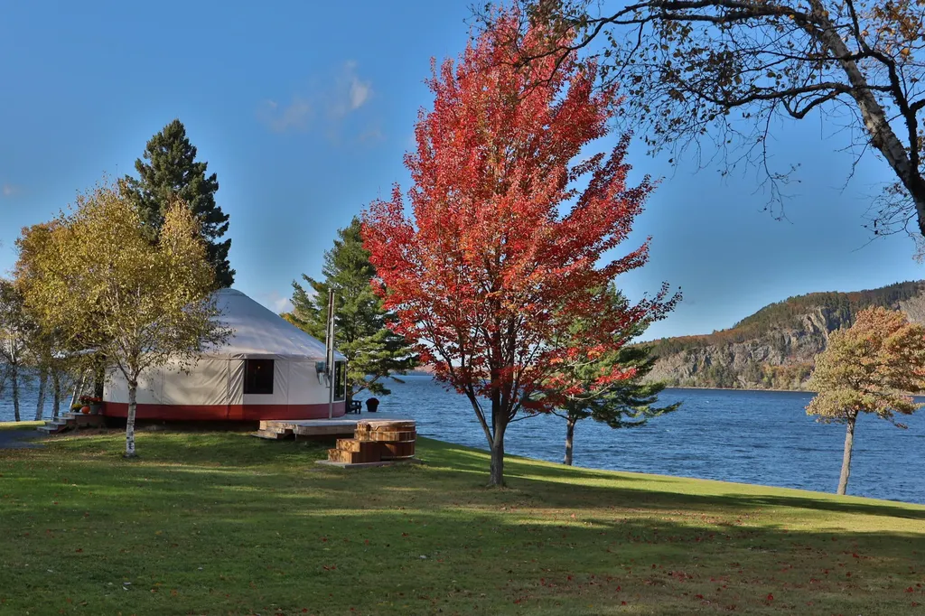 8 Hardscrabble Road Rockwood T1 R1 Nbkp ME 04478