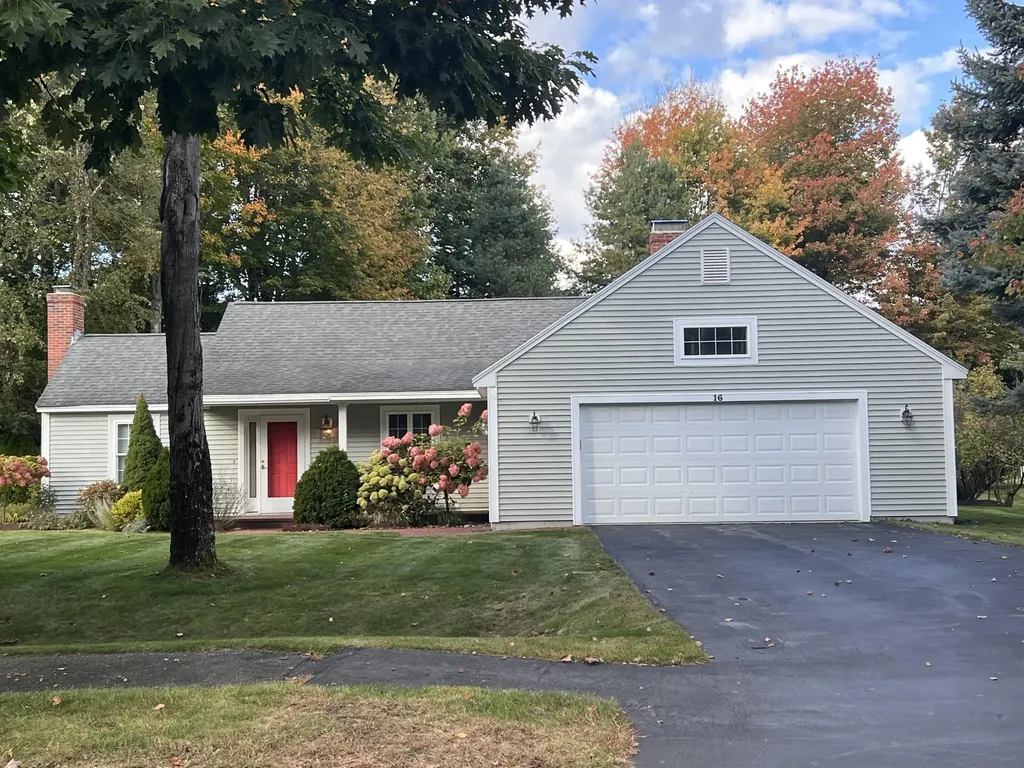 16 Lilac Lane Scarborough ME 04074