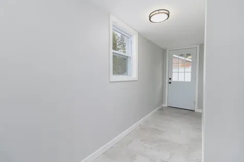 34 Flanders Street Auburn ME 04210