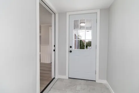 34 Flanders Street Auburn ME 04210