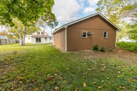 34 Flanders Street Auburn ME 04210