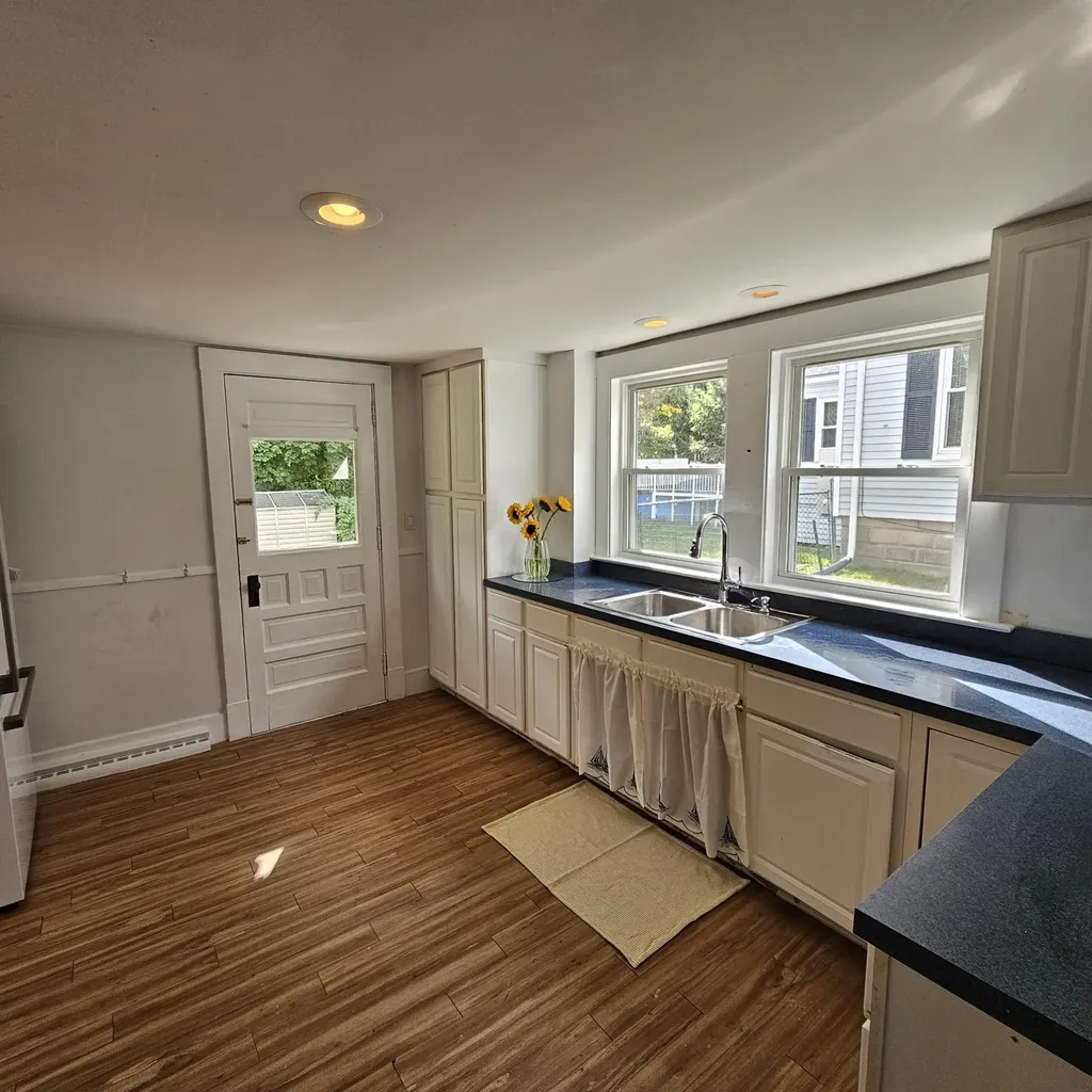 142 Bedford Street Bath ME 04530