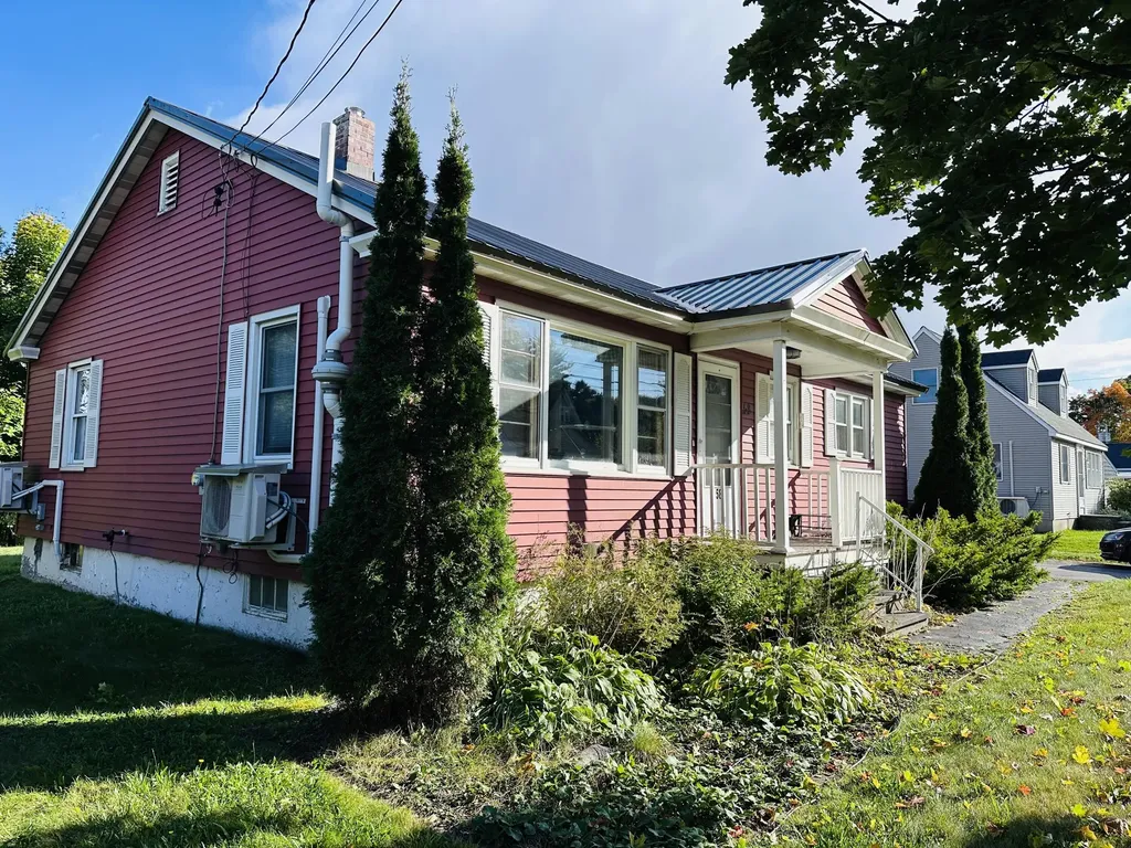 58 18th Street Bangor ME 04401