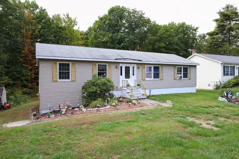 22 St. Patrick Avenue Lewiston ME 04240