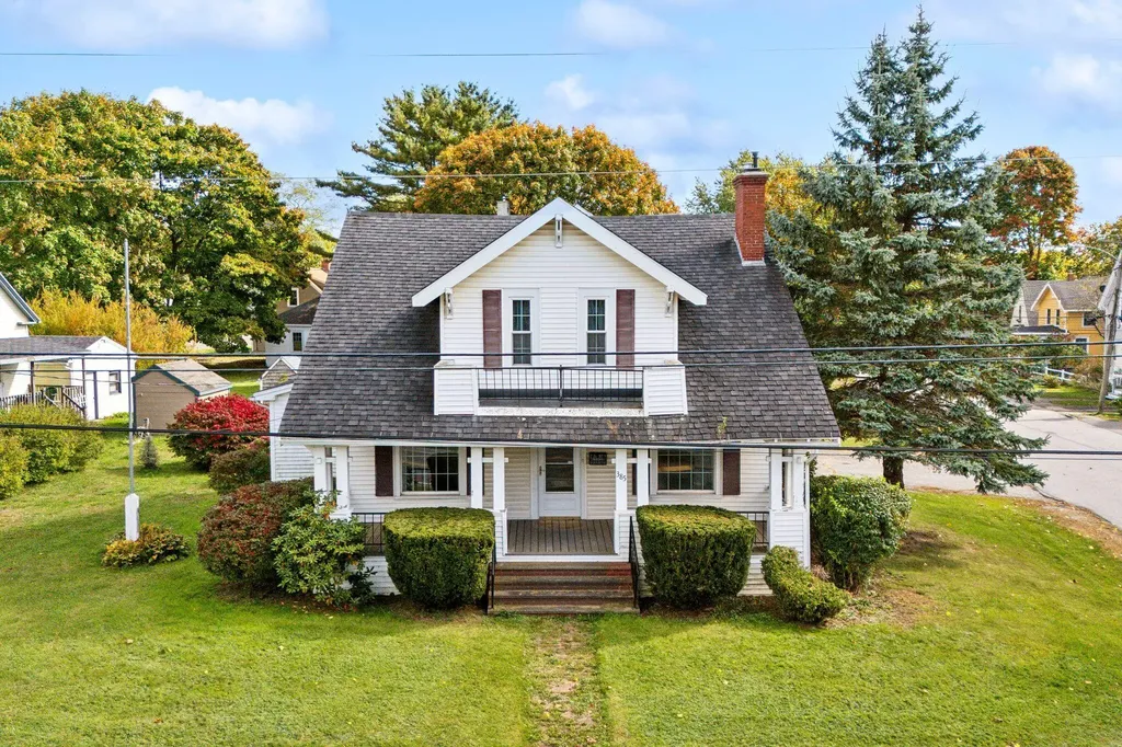 385 Broadway Rockland ME 04841