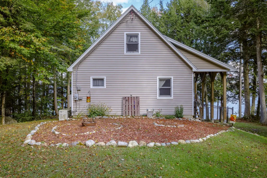 54 Flower Way Ellsworth ME 04605
