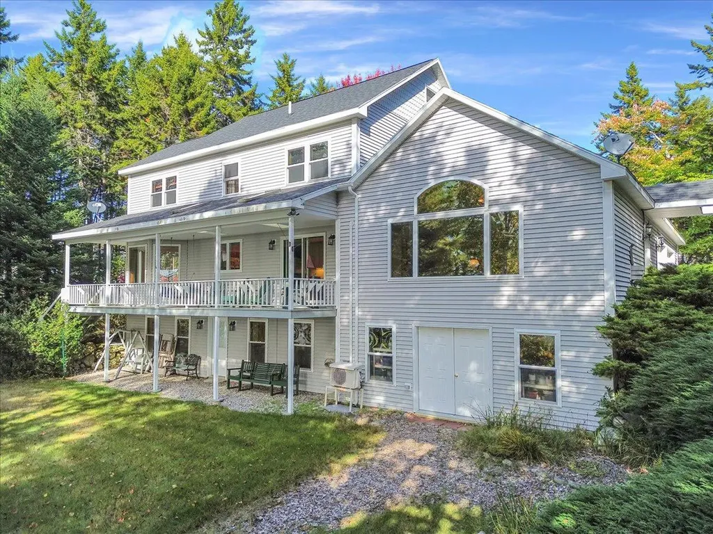 12 Evergreen Lane Surry ME 04684