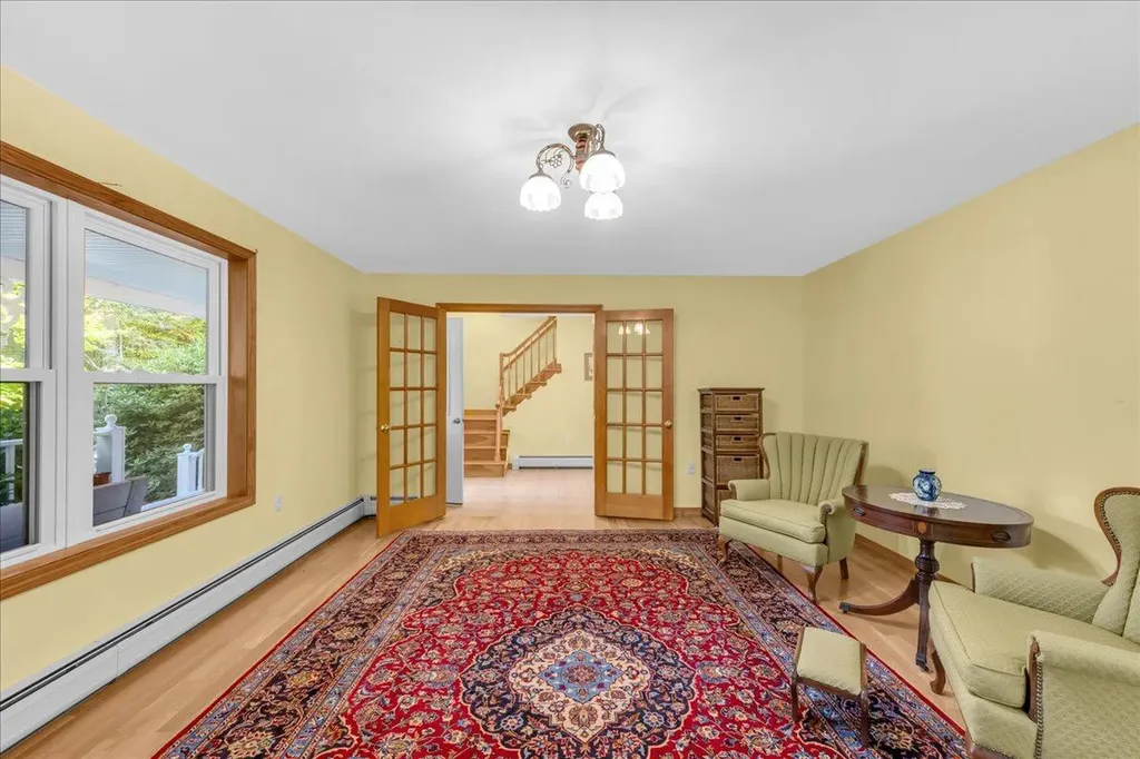 12 Evergreen Lane Surry ME 04684