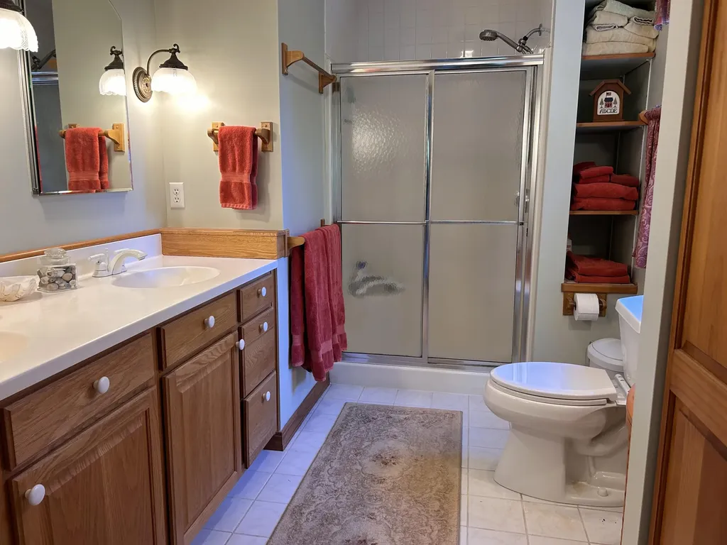 12 Evergreen Lane Surry ME 04684